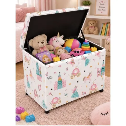 Puff Baú Médio Infantil e Decorativo organizado em Corino Estampando