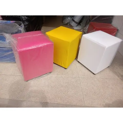 Puff banqueta quadrado sala e espaços festas