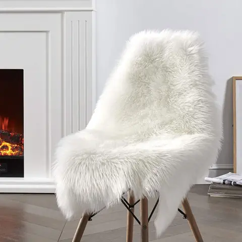 Manta em Pelúcia Pelo Alto Luxo - Tapete Pelego - Para Decoração /Foto E Cenários De Moda Roupas