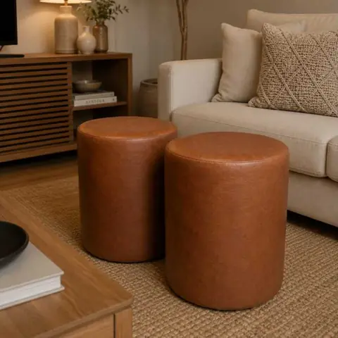 Kit 2 Puffs Decorativo para sala, apoio para os pés Puff Grande Com Acabamento Premium. Combina com Qualquer...